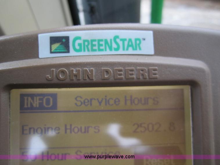 image for item 1600 1999 John Deere 4700 self-propelled sprayer