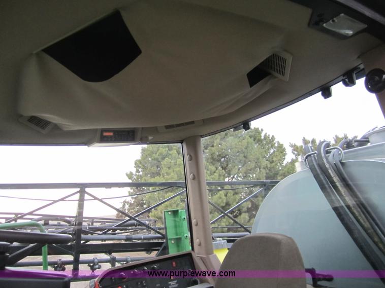 image for item 1600 1999 John Deere 4700 self-propelled sprayer