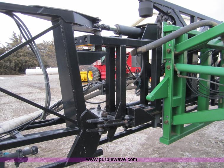 image for item 1600 1999 John Deere 4700 self-propelled sprayer