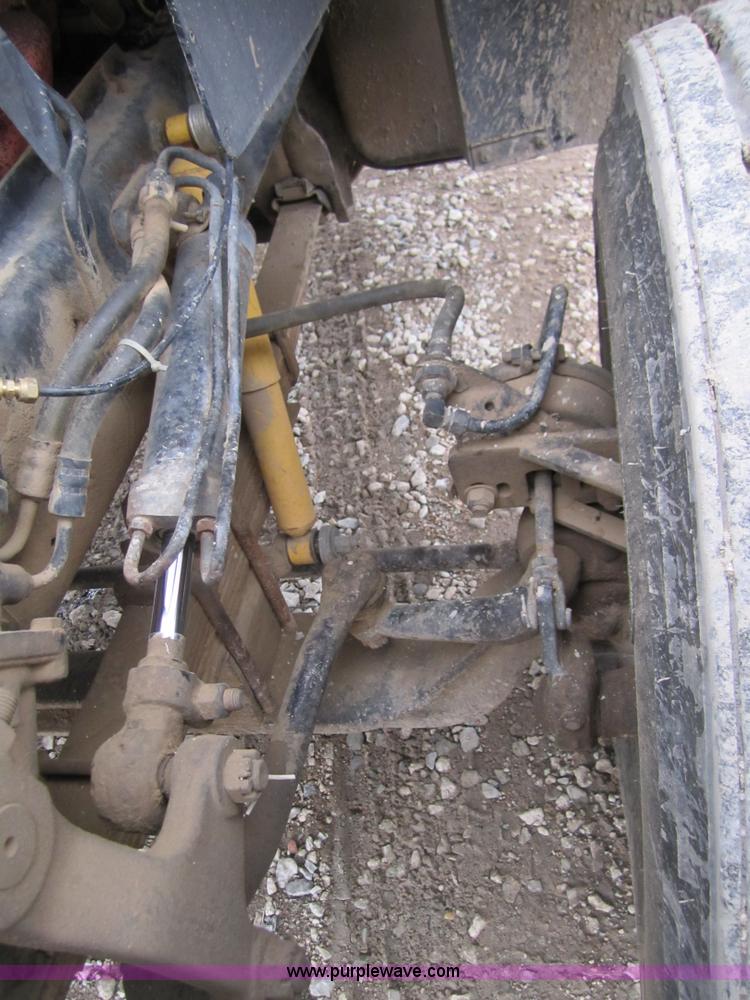 image for item 1601 1981 GMC grain truck