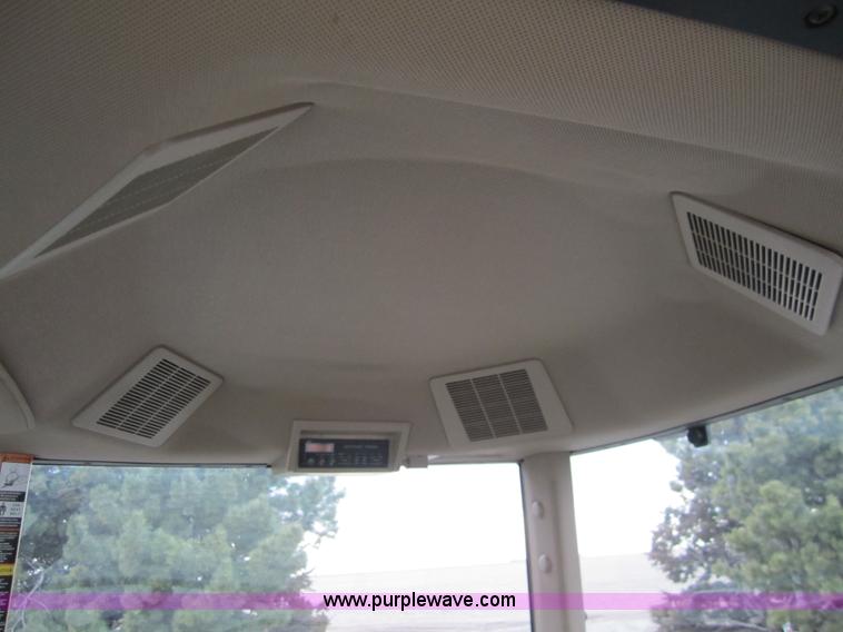 image for item 1602 1997 John Deere 8400T track tractor