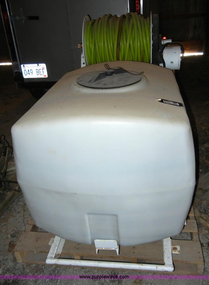 image for item 2141 100 gallon poly sprayer tank