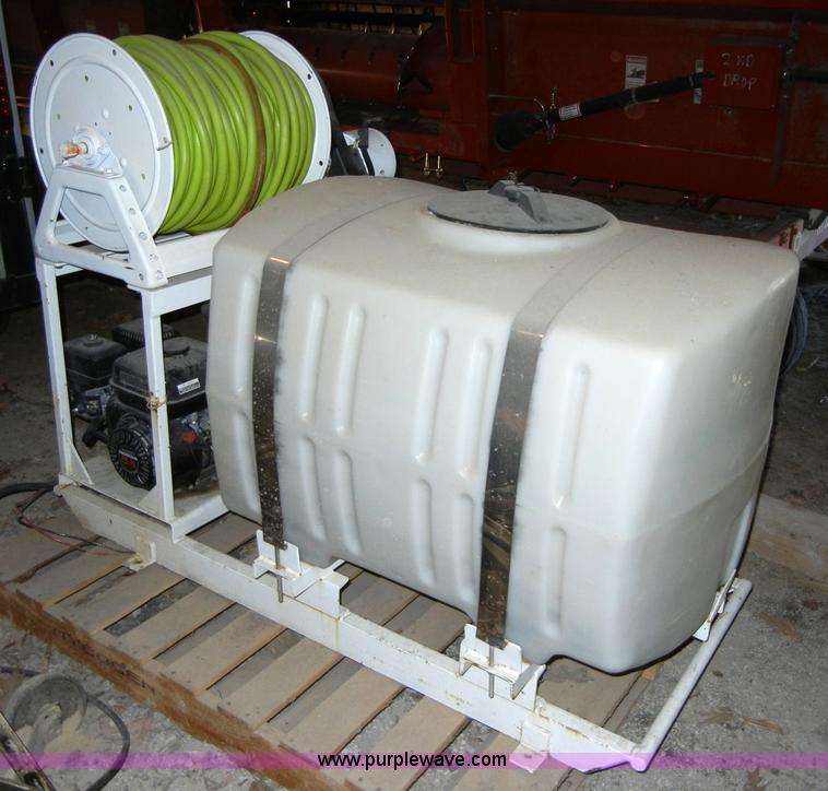 image for item 2141 100 gallon poly sprayer tank