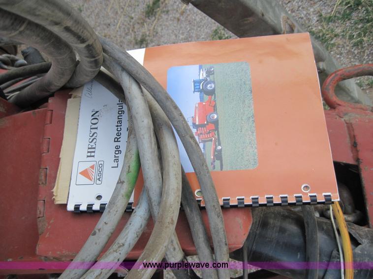 image for item 3020 Hesston 4900 4' x 4' square baler