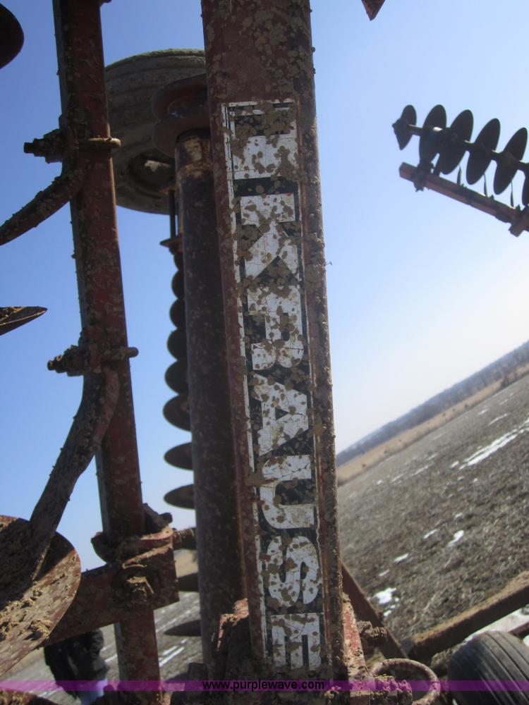 image for item 3129 Krause 1950 32' disk