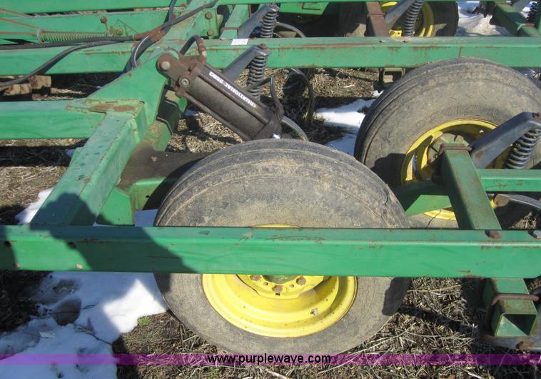 image for item 3130 John Deere 16' mulch finisher