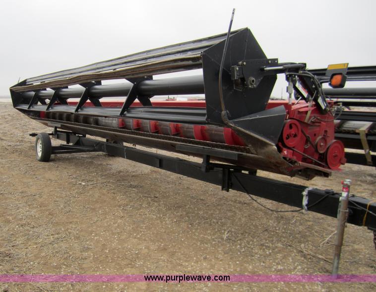 image for item 3201 2004 Case 1010 rigid platform header