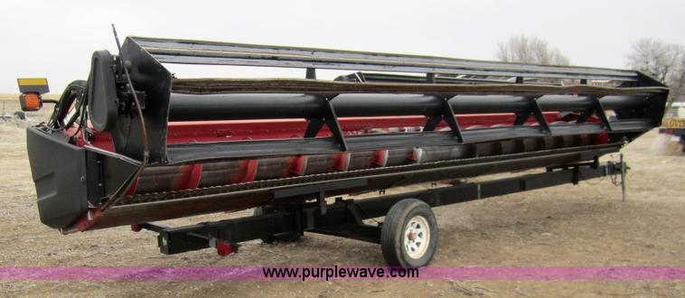 image for item 3201 2004 Case 1010 rigid platform header