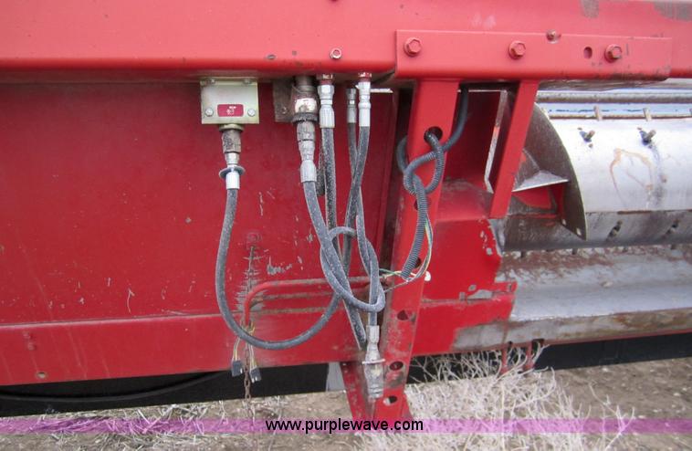 image for item 3201 2004 Case 1010 rigid platform header