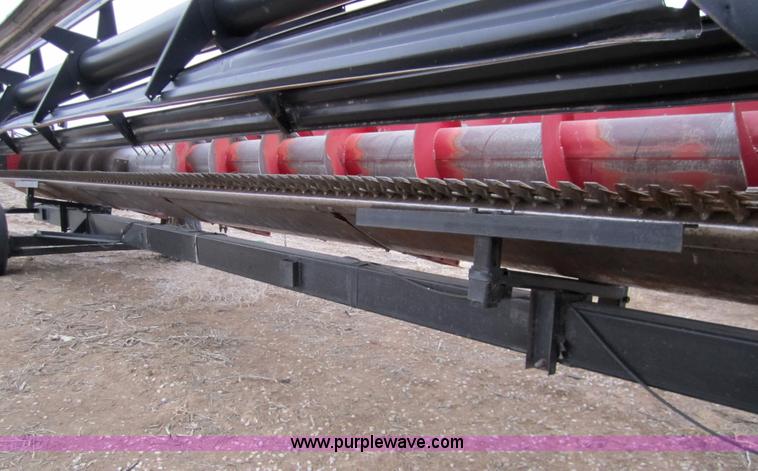 image for item 3201 2004 Case 1010 rigid platform header