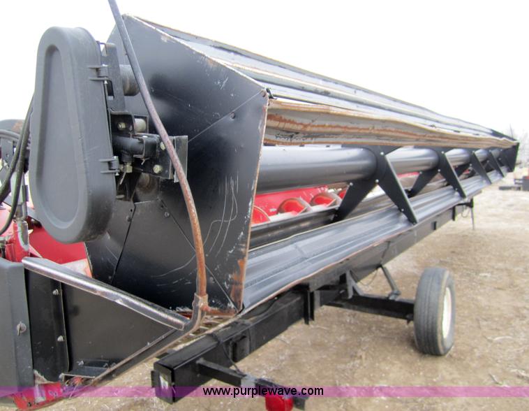 image for item 3201 2004 Case 1010 rigid platform header