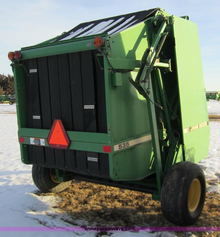 image for item 3288 1995 John Deere 535 5x6 round baler
