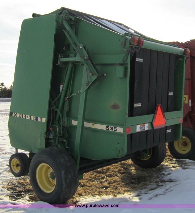image for item 3288 1995 John Deere 535 5x6 round baler
