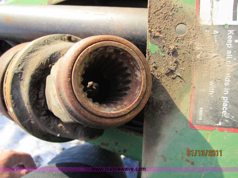 image for item 3288 1995 John Deere 535 5x6 round baler