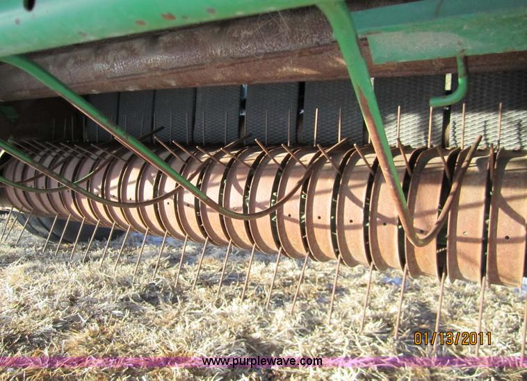 image for item 3288 1995 John Deere 535 5x6 round baler