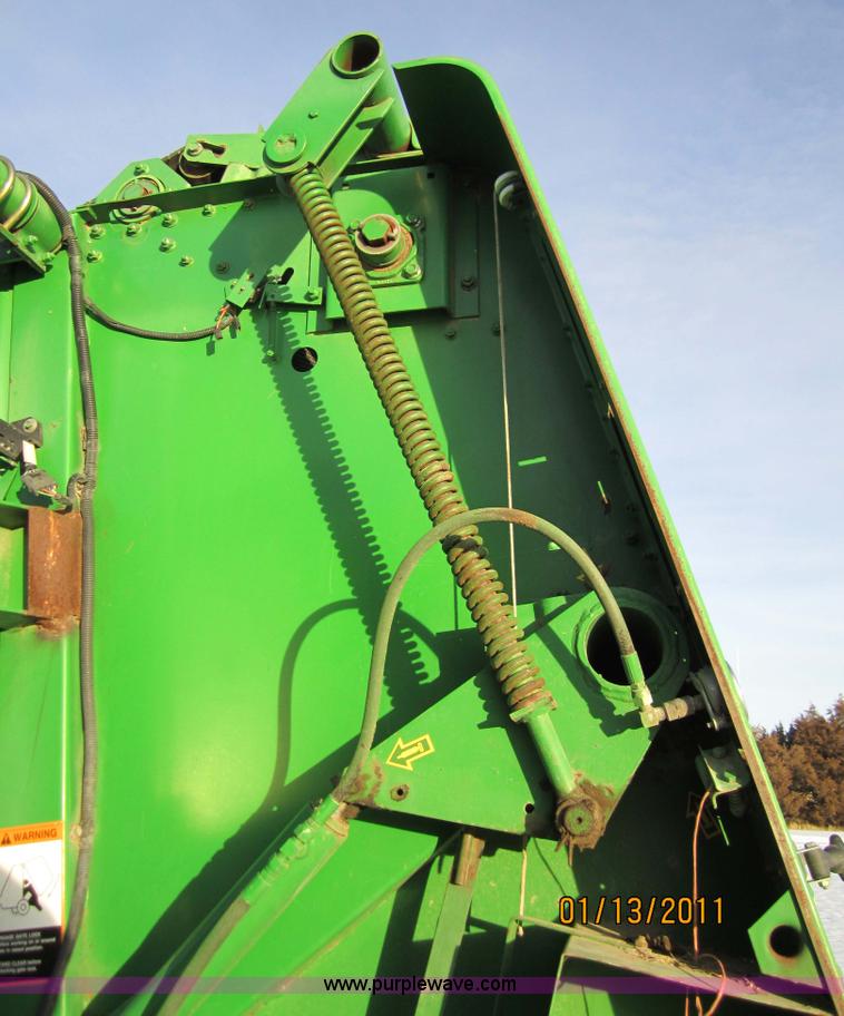 image for item 3288 1995 John Deere 535 5x6 round baler