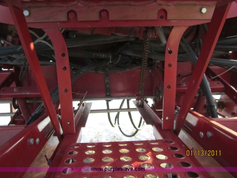 image for item 3289 1993 Case International 900 Cyclo air planter