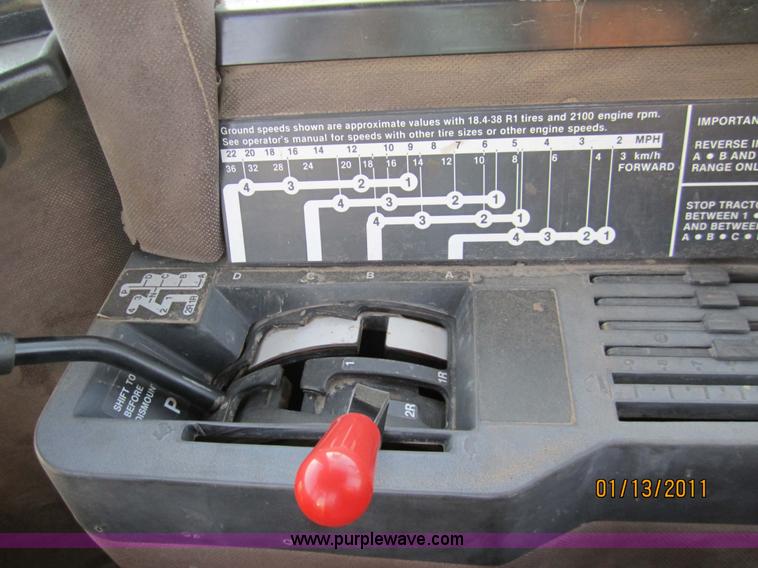 image for item 3290 1986 John Deere 8850 tractor