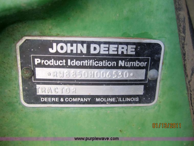 image for item 3290 1986 John Deere 8850 tractor