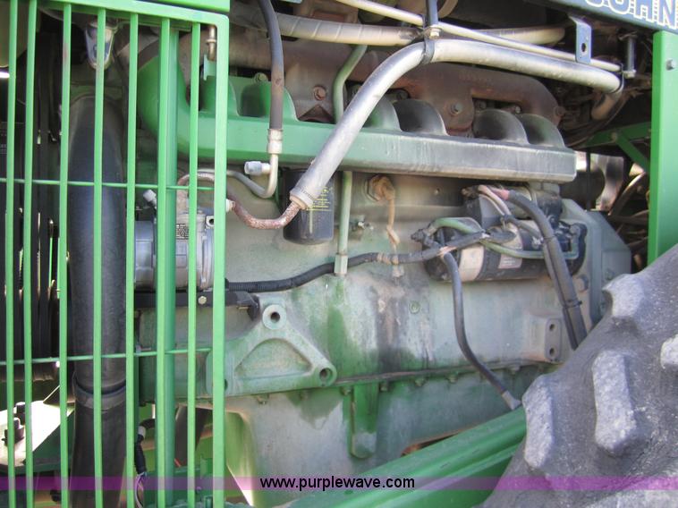 image for item 3291 1994 John Deere 8770 tractor