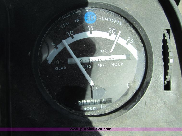 image for item 3345 1973 John Deere 4630 tractor