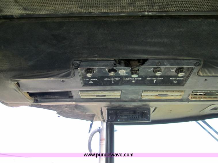 image for item 3345 1973 John Deere 4630 tractor