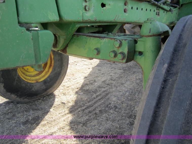 image for item 3345 1973 John Deere 4630 tractor
