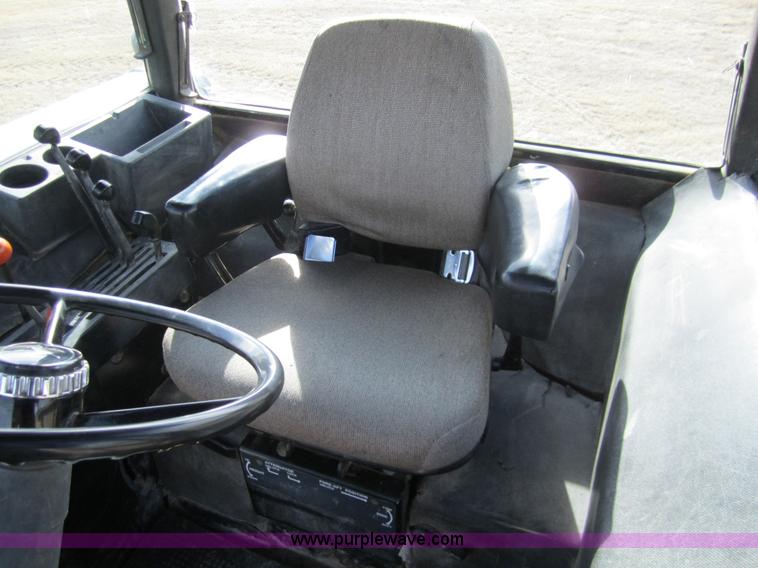 image for item 3346 1980 John Deere 4840 tractor