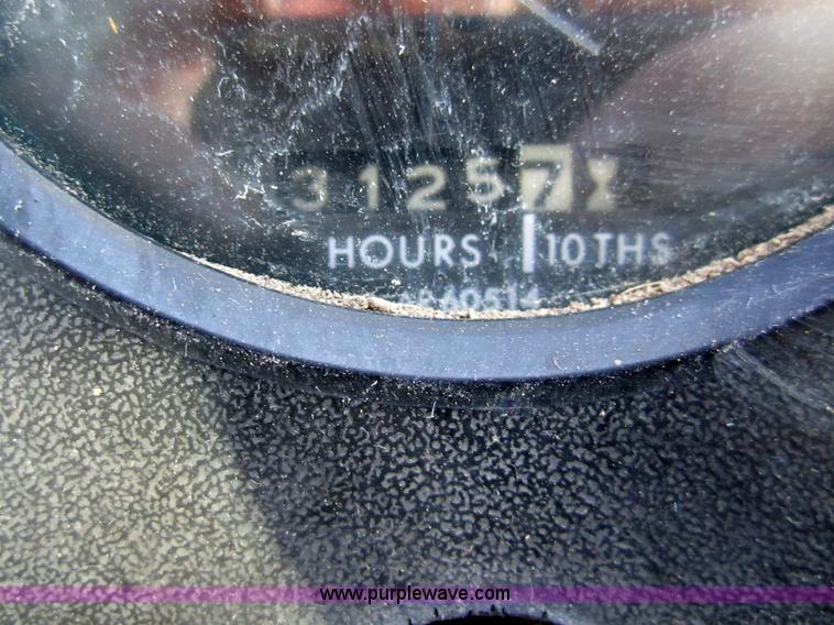 image for item 3346 1980 John Deere 4840 tractor