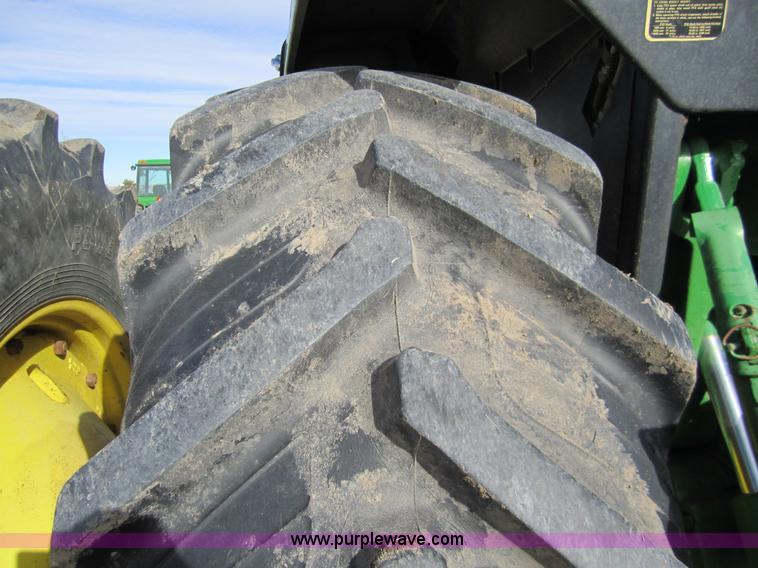 image for item 3346 1980 John Deere 4840 tractor