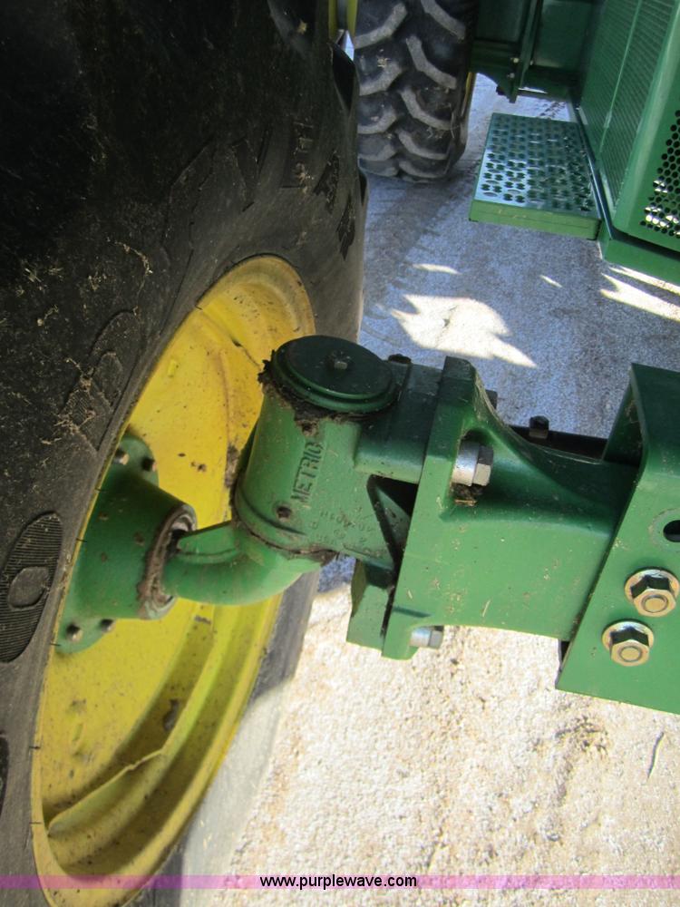 image for item 3351 2005 John Deere 9560STS combine