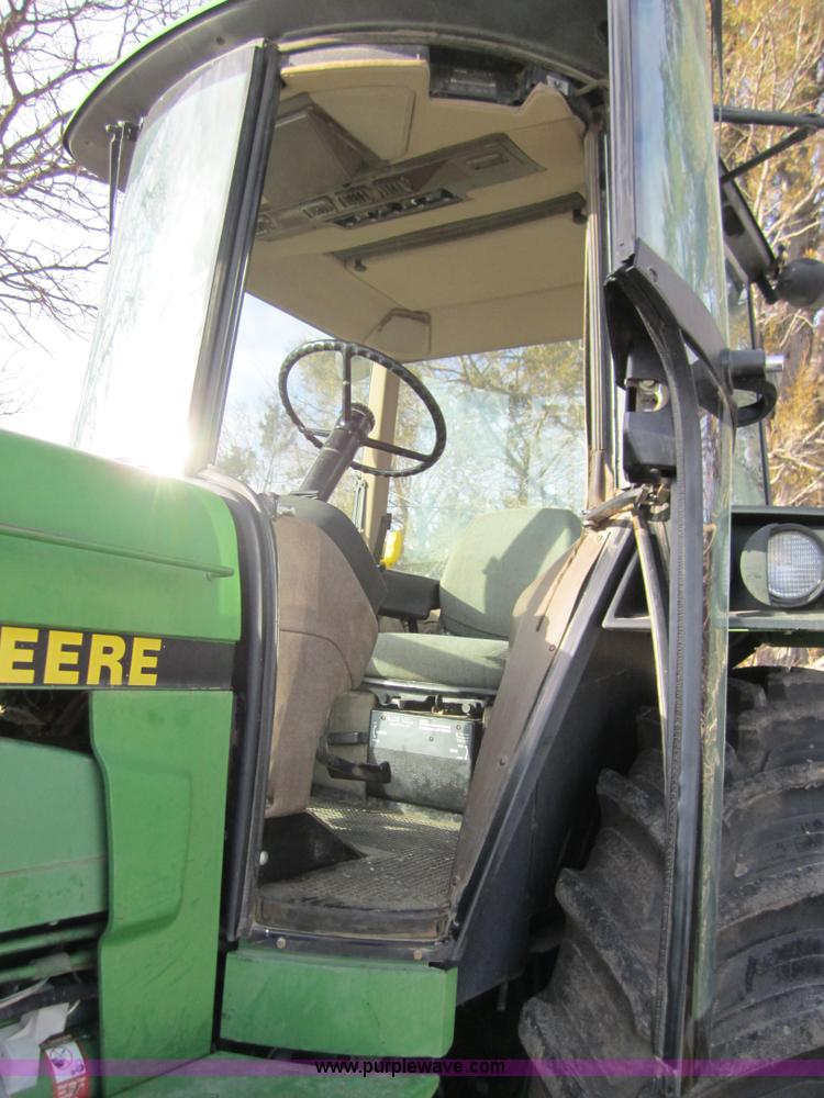 image for item 3352 1991 John Deere 4955 MFWD tractor