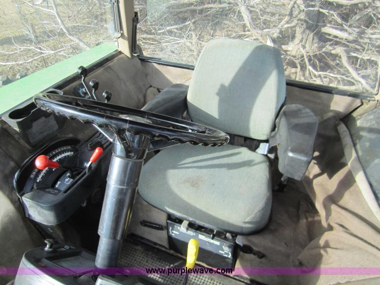 image for item 3352 1991 John Deere 4955 MFWD tractor