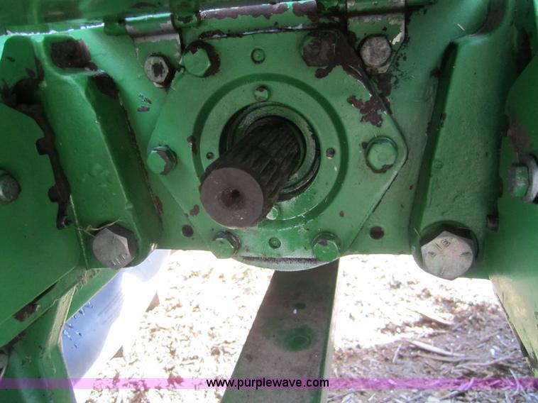 image for item 3352 1991 John Deere 4955 MFWD tractor