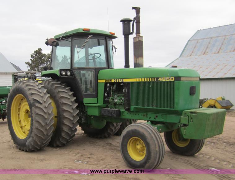 image for item 3359 1988 John Deere 4850 tractor