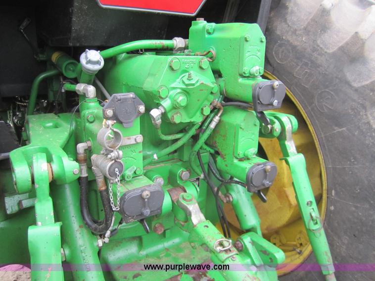 image for item 3359 1988 John Deere 4850 tractor