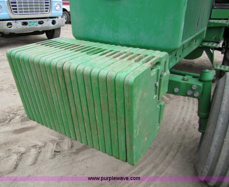 image for item 3359 1988 John Deere 4850 tractor