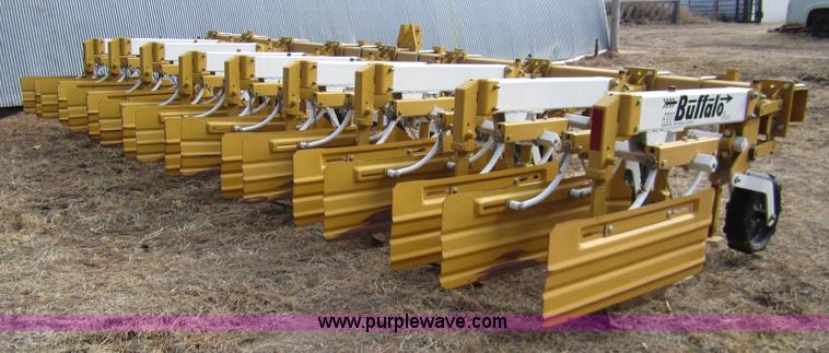 image for item 3363 1999 Buffalo 6300 high residue cultivator