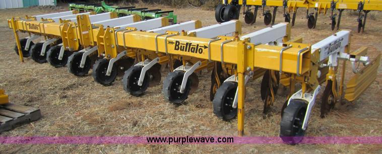 image for item 3363 1999 Buffalo 6300 high residue cultivator