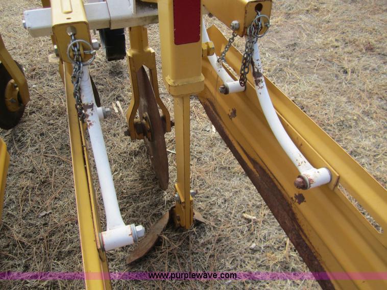 image for item 3363 1999 Buffalo 6300 high residue cultivator