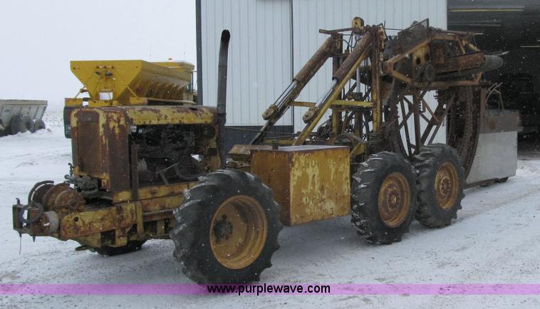 image for item 4008 Speicher trencher