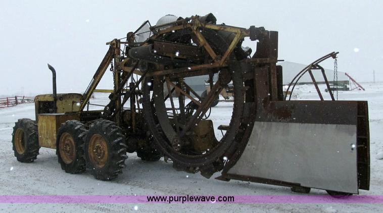 image for item 4008 Speicher trencher