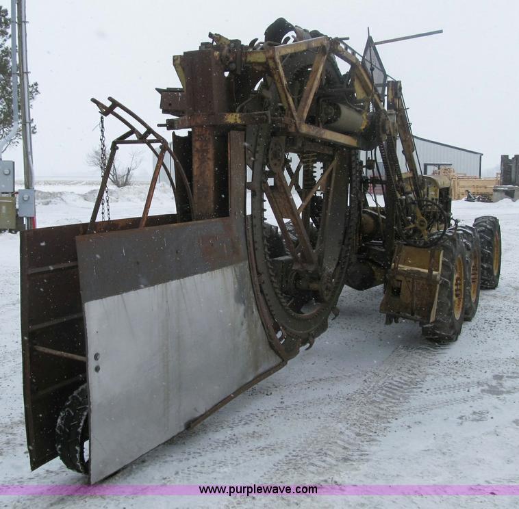 image for item 4008 Speicher trencher