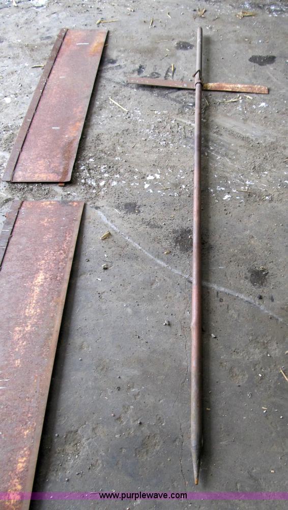 image for item 4008 Speicher trencher