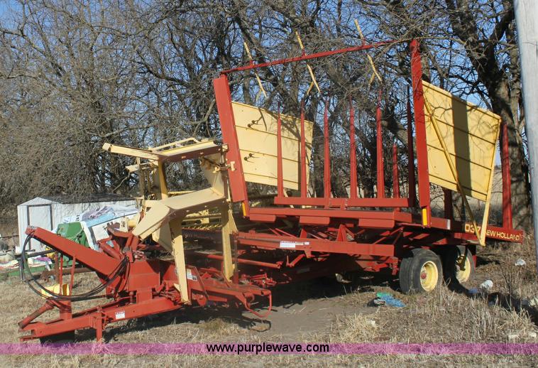 image for item 6345 2000 New Holland 1037 bale accumulator stakliner