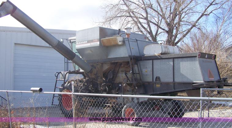 image for item 7281 Allis Chalmers M2 Gleaner combine