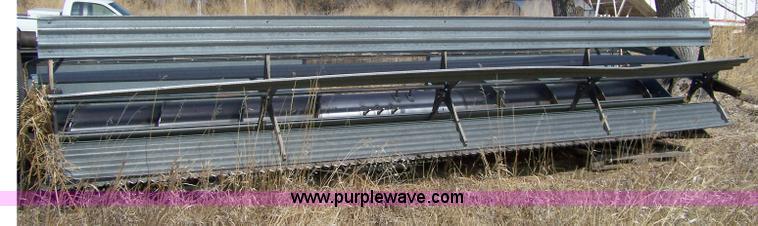 image for item 7281 Allis Chalmers M2 Gleaner combine