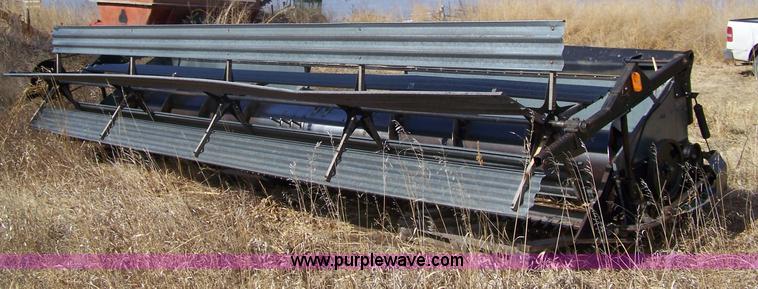 image for item 7281 Allis Chalmers M2 Gleaner combine