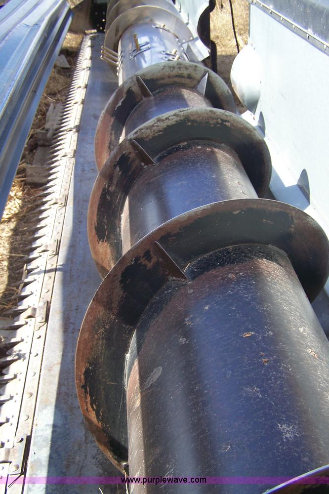 image for item 7281 Allis Chalmers M2 Gleaner combine