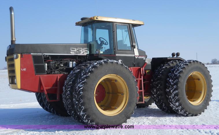 image for item 7793 1988 Versatile 936 88 4WD articulating tractor